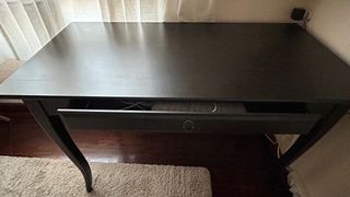Escritorio IKEA LÄKSVIK negro 120x60 con cajón