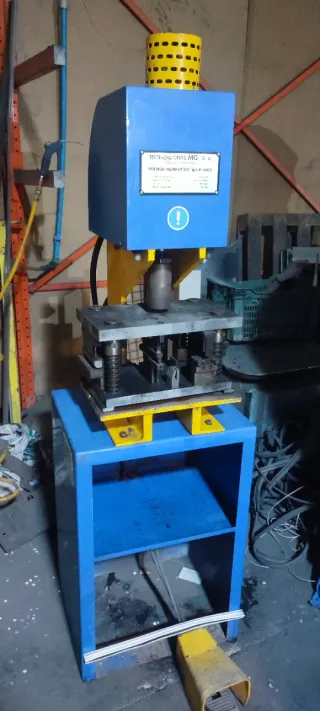 Taller completo carpintería aluminio