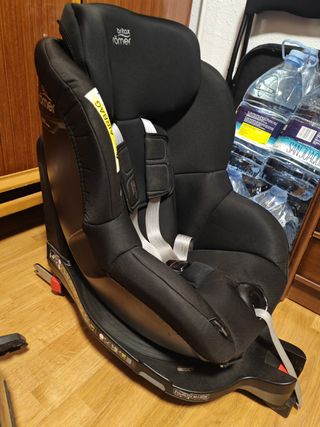 Britax Römer Dualfix M i-Size 360 ISOFIX