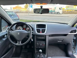 Peugeot 207 2010