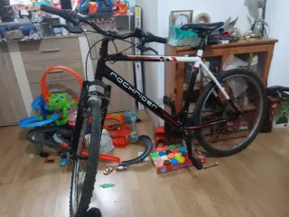 Bicicleta Montagna Rockrider 60€