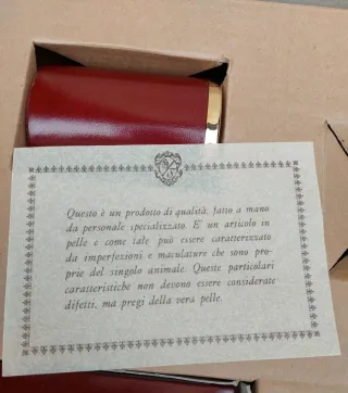 Set da scrivania in pelle rossa