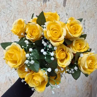 Mazzo Rose Gialle Artificiali