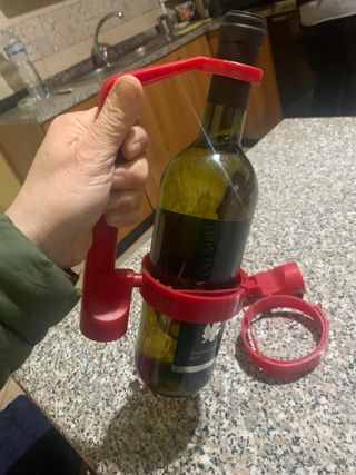 Portabottiglie vintage in plastica rigida rossa