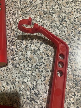 Portabottiglie vintage in plastica rigida rossa