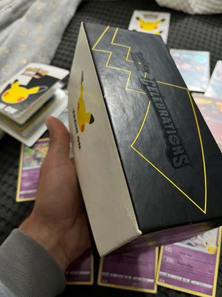 Pokémon Celebrations 25 Aniversario