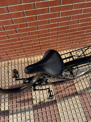 Bicicleta de paseo negra woodsun