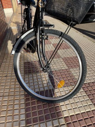 Bicicleta de paseo negra woodsun