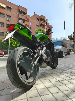 Kawasaki ER6N 2013 Negra/Verde