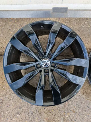 Llantas Suzuka 20 VW Tiguan Originales