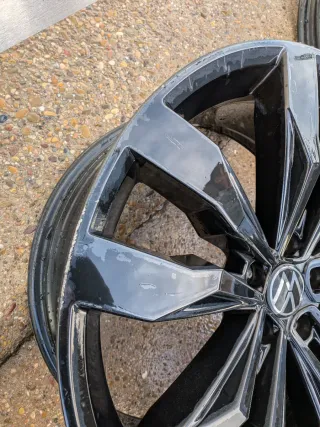 Llantas Suzuka 20 VW Tiguan Originales