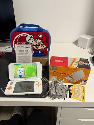 New Nintendo 2DS XL Blanca y Naranja completa