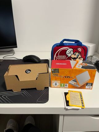 New Nintendo 2DS XL Blanca y Naranja completa