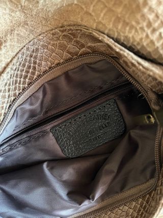 Bolso de cuero marrón