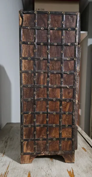 Mueble joyero madera y metal