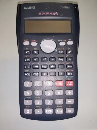 Calculadora Casio fx-82MS