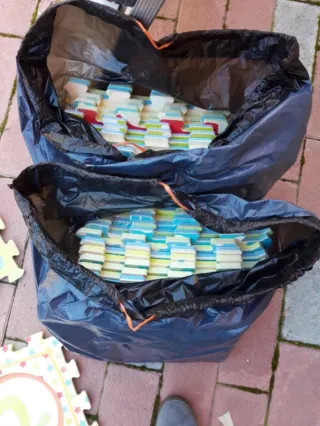 Puzzle espuma infantil con letras, numeros y dibus