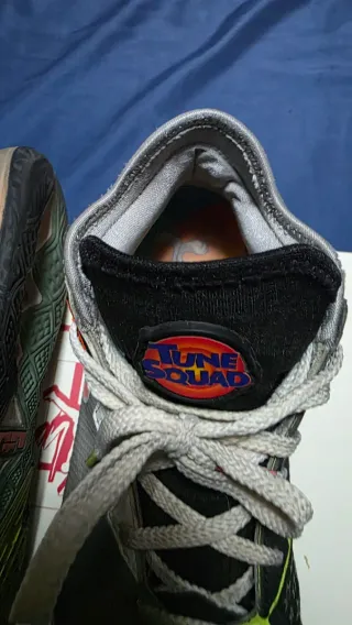 Zapatillas Baloncesto Nike Lebron x Bugs Bunny Tal
