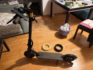 Xiaomi Mi Electric Scooter + 2 Neumáticos