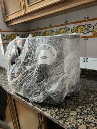 Cafetera Nespresso Gemini nueva a estrenar.