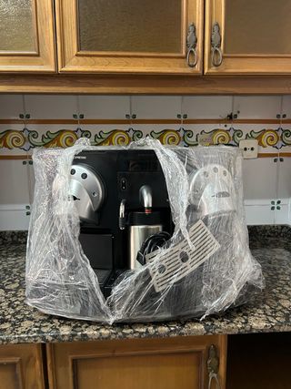 Cafetera Nespresso Gemini nueva a estrenar.