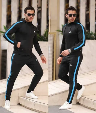 Conjunto deportivo Nike negro y azul