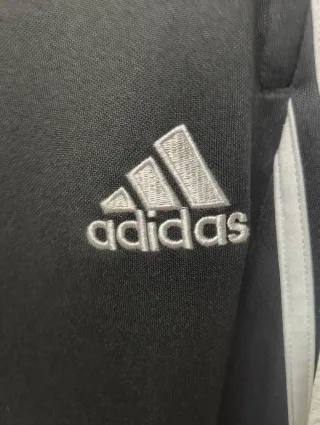 Pantalón chándal Adidas talla S