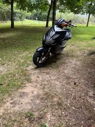 Yamaha Aerox Scooter Negro/blanco