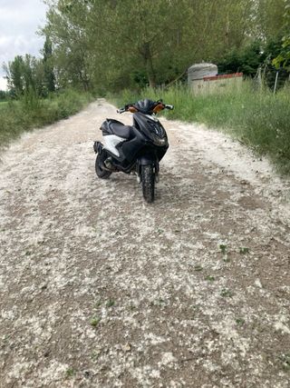 Yamaha Aerox Scooter Negro/blanco