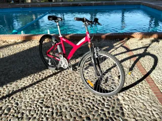 Bicicleta BTWIN Roja