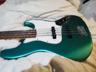 Bajo Eléctrico Fernandes Japan