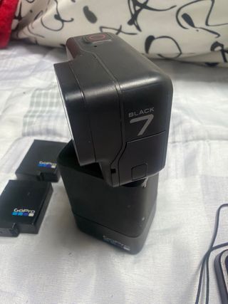 GoPro Hero 7 Black y GoPro Hero 4