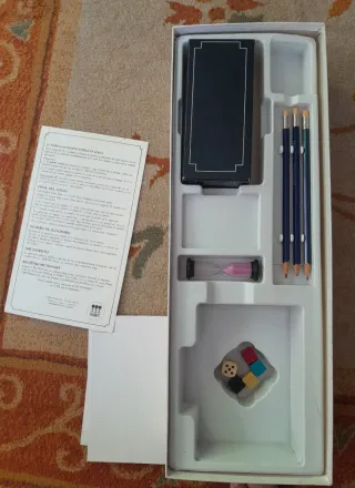 Juego de mesa Pictionary antiguo (estado pasable)