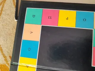 Juego de mesa Pictionary antiguo (estado pasable)