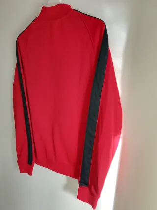 Sudadera Nike Roja y Negra con Logo