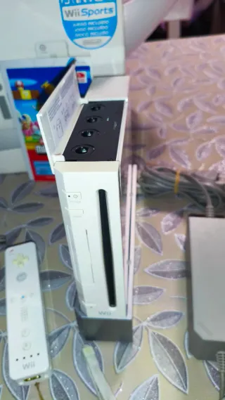 Nintendo Wii Caja Completa, Tabla Wii Fit.