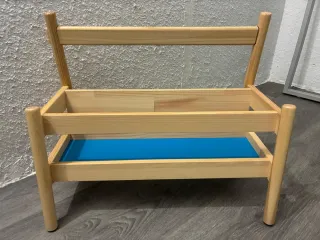 Revistero infantil IKEA madera
