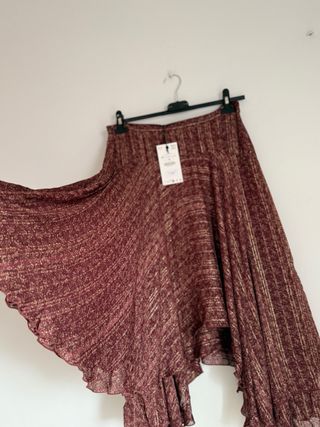 Falda Zara Midi Roja Talla M