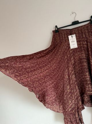 Falda Zara Midi Roja Talla M
