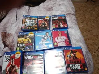 PS4 (PlayStation 4) Negra + Juegos 500Gb