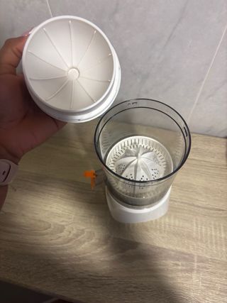 Extractor de zumo eléctrico.