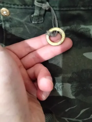 Pantalón camuflaje ONLY desgastado Talla M