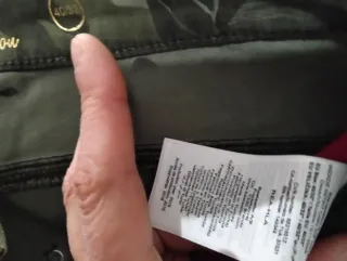 Pantalón camuflaje ONLY desgastado Talla M