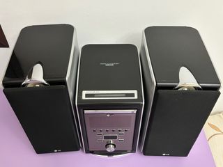 Mini cadena LG Radio CD USB MP3
