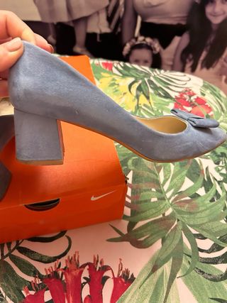 Zapatos Zara Azul con Lazo