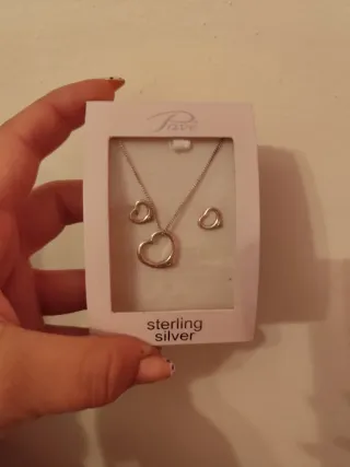 Conjunto collar y pendientes corazón plata