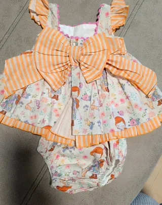 Lote5 vestidos Bebé 9/12 Meses, marcas españolas.