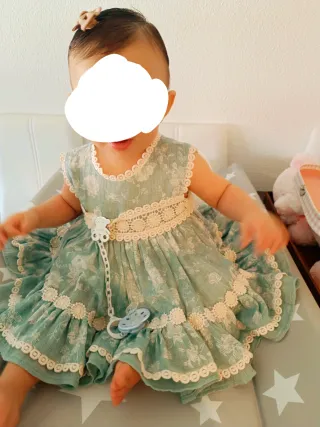Lote5 vestidos Bebé 9/12 Meses, marcas españolas.