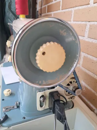 Máquina de coser Sigma portátil con maletin