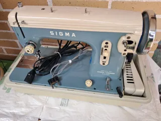 Máquina de coser Sigma portátil con maletin